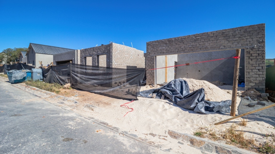 4 Bedroom Property for Sale in Longlands Country Estate Western Cape